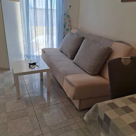 Apartmani Toni Crikvenica Rum bild