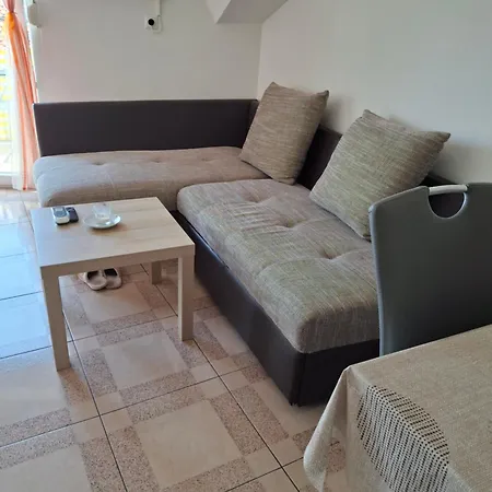 Apartmani Toni Crikvenica Rum bild